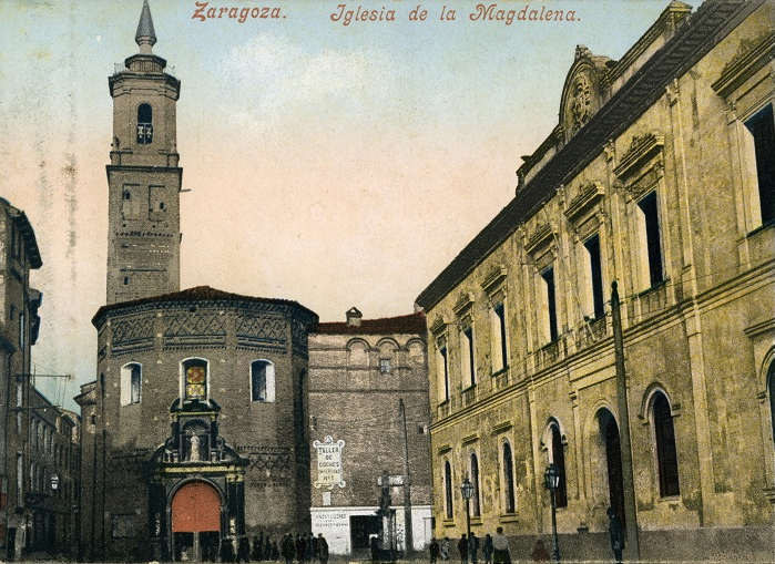 1. Postal antigua. Iglesia de la Magdalena antes de su restauración.